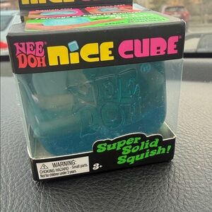 Nee Doh Nice Cube Super Solid Squish Blue!!!